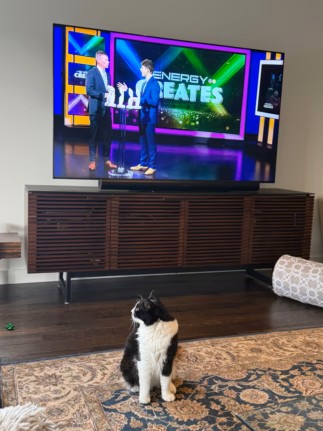 Behind the scenes at the Energy Creates 2024 award show.